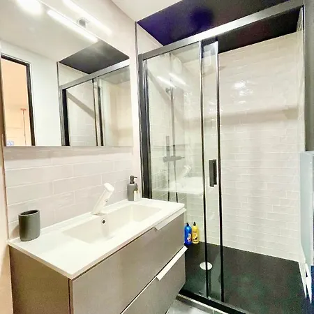 Le Rosacker - Proche Centre Et Gare - Terrasse - Parking Gratuit 2 Places - 2 - 2 Salles De Bain - Netflix Appartement *