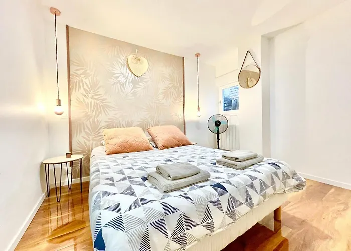 Le Rosacker - Proche Centre Et Gare - Terrasse - Parking Gratuit 2 Places - 2 - 2 Salles De Bain - Netflix Apartamento Colmar