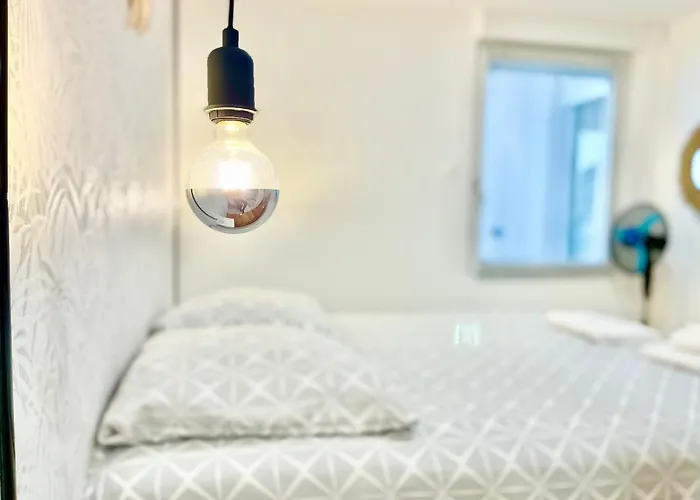 Le Rosacker - Proche Centre Et Gare - Terrasse - Parking Gratuit 2 Places - 2 - 2 Salles De Bain - Netflix Apartamento *