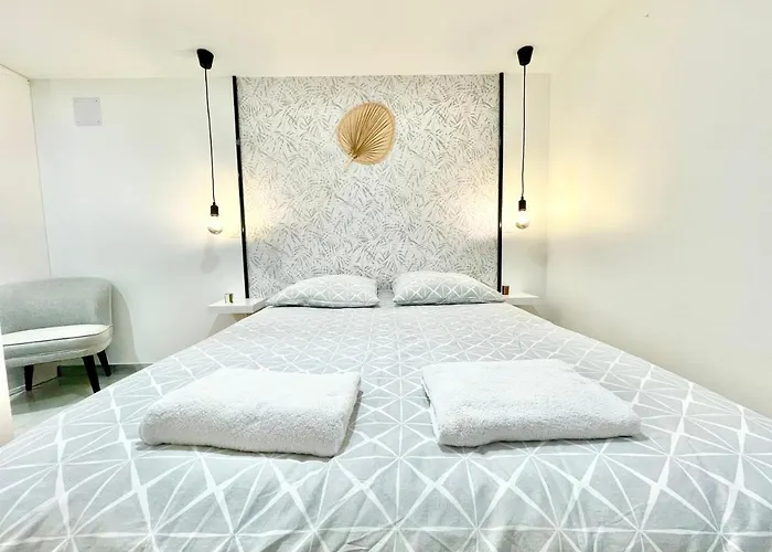 Apartment Le Rosacker - Proche Centre Et Gare - Terrasse - Parking Gratuit 2 Places - 2 - 2 Salles De Bain - Netflix Colmar